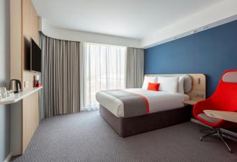 Holiday Inn Express & Suites - Deventer, an IHG Hotel allows 18 year olds to book a room