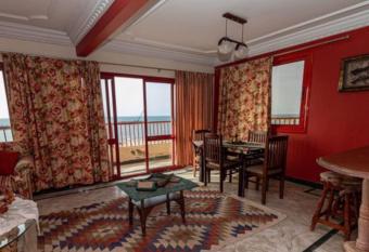 Lovely 3-bedroom beachfront rental unit has rooms with a private hot tub