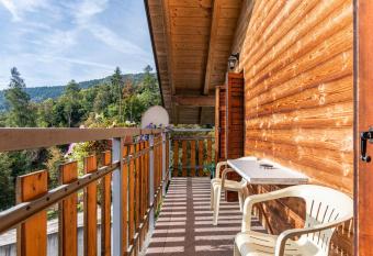 Casa Relax Vista Lago has Balcony rooms