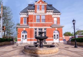 Sandwich Boutique Hotel has Balcony rooms
