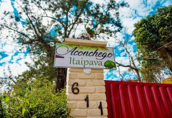 Aconchego Itaipava allows 18 year olds to book a room