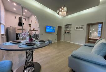 City Centre Apartment allows 18 year olds to book a room