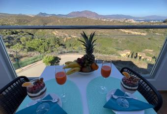 Lovely apartment with a breathtaking panoramic view of the mountains and the sea,FIRST LINE!! has Balcony rooms