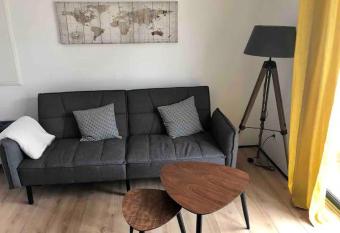 Luxury room (les vergers) allows 18 year olds to book a room