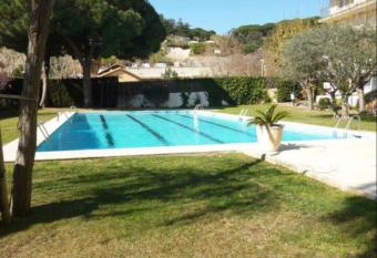 Calella Sun, Beach and Pool has Balcony rooms