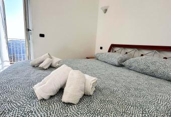 Lovely 6-Bed Apartment on the Amalfi Coast has Smoking rooms