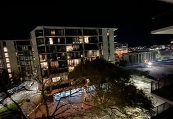 Lovely 1 bedroom rental apartment + free parking has Balcony rooms