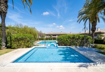 Hauzify I Apartament B  vila Mar has Balcony rooms