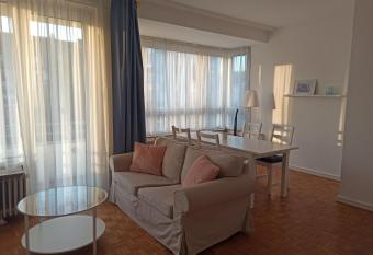 Central Studio 139 has Balcony rooms