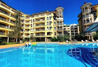 Summer Dreams - Menada Apartments has Balcony rooms