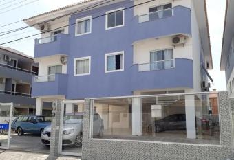 ED  SIA -B- 202 - Dois dormit  rios (1 su  te) allows 18 year olds to book a room