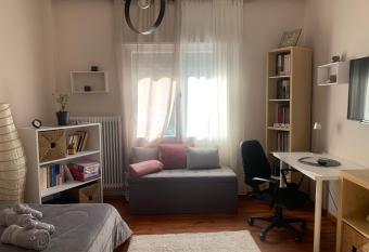 Petra s house has Balcony rooms