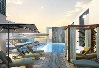 Embassy Suites By Hilton Doha Old Town has Smoking rooms