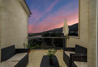 Studio Holiday Adriatic has Balcony rooms