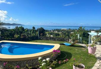 Bellevue Raiatea allows 18 year olds to book a room