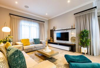 Eagle of Kawele 3-bedroom villa has Balcony rooms