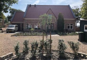 Bazien Luxe kamer bij Strand en Kreek natuur en veel faciliteiten has Balcony rooms