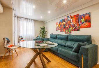 A&N Avenida Torre del Mar has Balcony rooms
