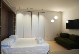 Matteotti28 allows 18 year olds to book a room