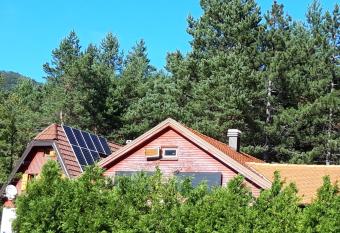 Alexandar Holiday Apartments and Cottage has Balcony rooms