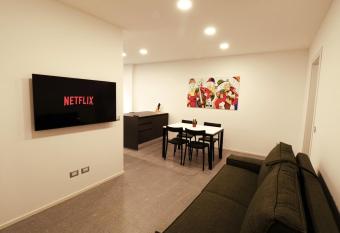 Hosting studio - 2 has Balcony rooms