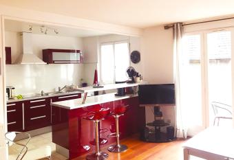 Appartement en plein c  ur d Aix-les-Bains has Balcony rooms