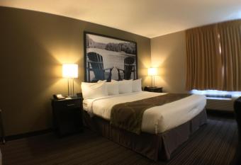 Super 8 by Wyndham Kapuskasing allows 18 year olds to book a room