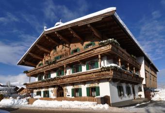 Kaiserpension M  llnerhof has Balcony rooms