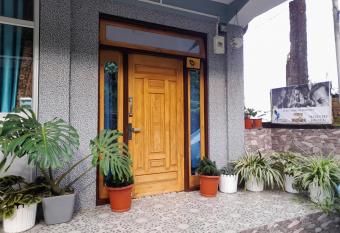 Pahar E Satyajit Homestay Ramdhura has Balcony rooms