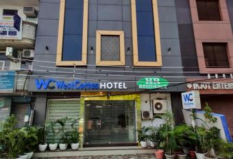 WEST COTTAS HOTEL -- Couples, Family, Corporate Favorite in Heart of Jalandhar has Balcony rooms