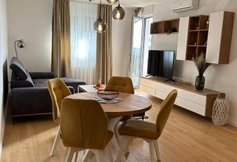 Apartman ARIA has Balcony rooms