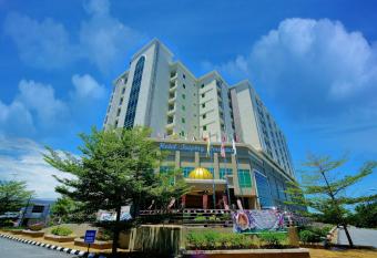 Hotel Taiping Perdana allows 18 year olds to book a room