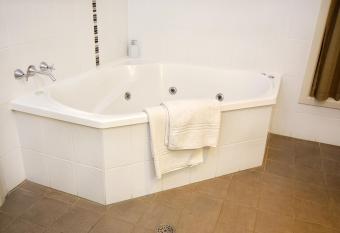 Mackellar Motel allows 18 year olds to book a room