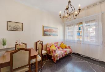 Casa Aladino - Arenzanohost has Balcony rooms