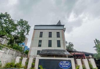 seasons hotel allows 18 year olds to book a room