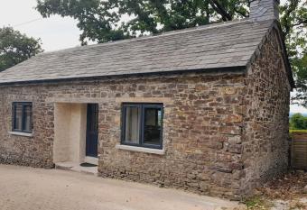 Thornmoor Barn allows 18 year olds to book a room