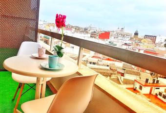 Panorama C  rdoba Center, ba  o compartido has Balcony rooms