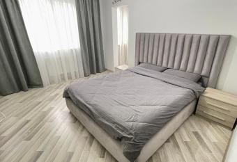 Apartment/                /Apartament allows 18 year olds to book a room