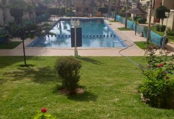 appartement 2 chambres avec piscine dans une residence a 50 metre du plage has Balcony rooms