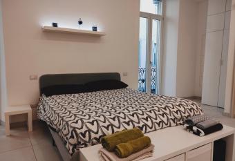 [LA PRU HOUSE] CENTRO STORICO - MINI LOFT has Balcony rooms