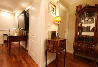 Golden Apartments allows 18 year olds to book a room