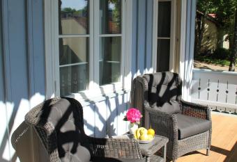 Villa Loebel - One bedroom apartment with balcony has Balcony rooms