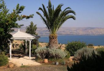 Kings Towers has Balcony rooms