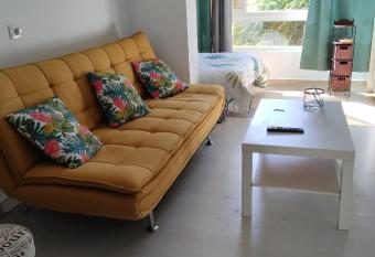 Marysol - Lovely studio Tenerife sur allows 18 year olds to book a room