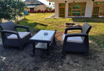 The Hidden Tribe has Smoking/Balcony rooms