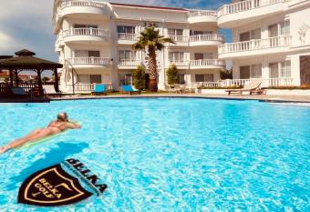 Belka Golf Residence Delux apt Poolside allows 18 year olds to book a room
