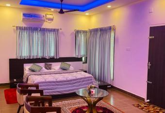 Castle Villa has Balcony rooms