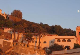 Eremo di Montevergine Ischia Apartments allows 18 year olds to book a room