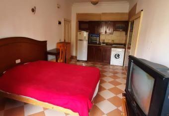 city center studio allows 18 year olds to book a room