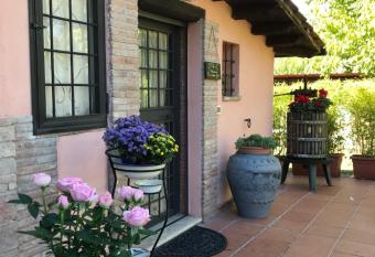 Villa Adriana House - alloggio turistico ID 18021 allows 18 year olds to book a room